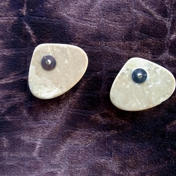 Vintage Karla Jordan - Genuine Riverstone Earrings - Picture 5 of 5